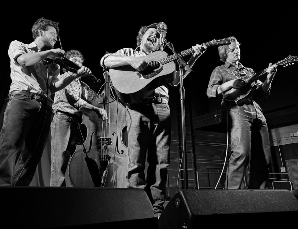 The Fretliners